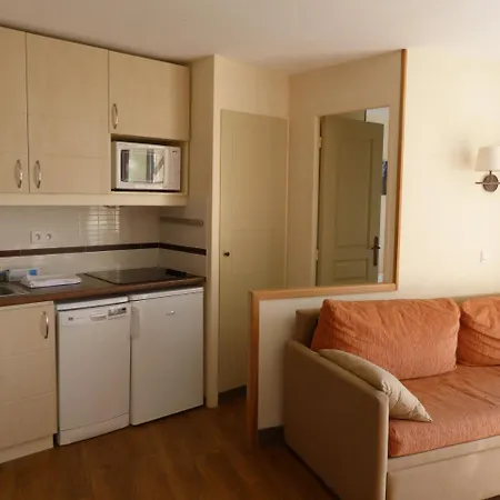 Apartment Cap Esterel Village : 2 Pieces Mer Terrasse D'angle - Fh - Esterel Vacances 63la Saint-Raphael (Var)