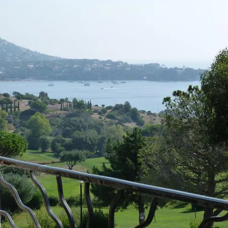 Cap Esterel Village : 2 Pieces Mer Terrasse D'angle - Fh - Esterel Vacances 63la Apartment